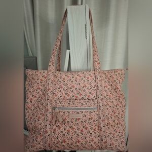 Vera Bradley Large Tote Sweetheart & Flowers Print EUC
